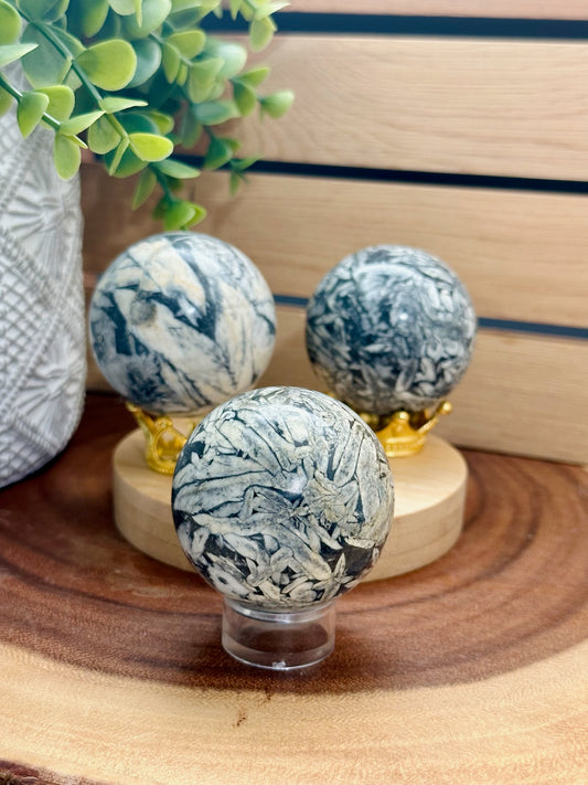 Pinolith Spheres