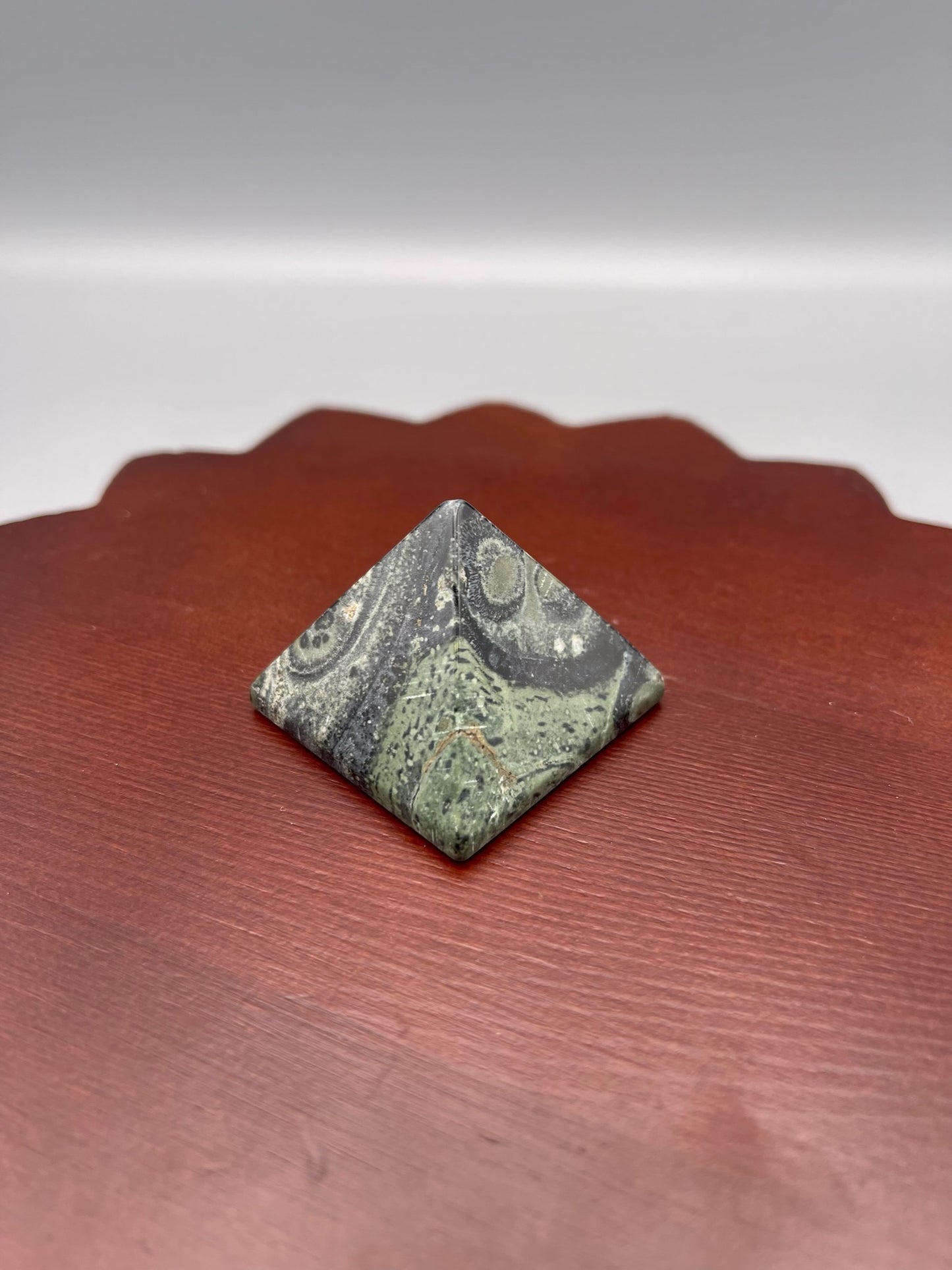 Kambamba Jasper Pyramid