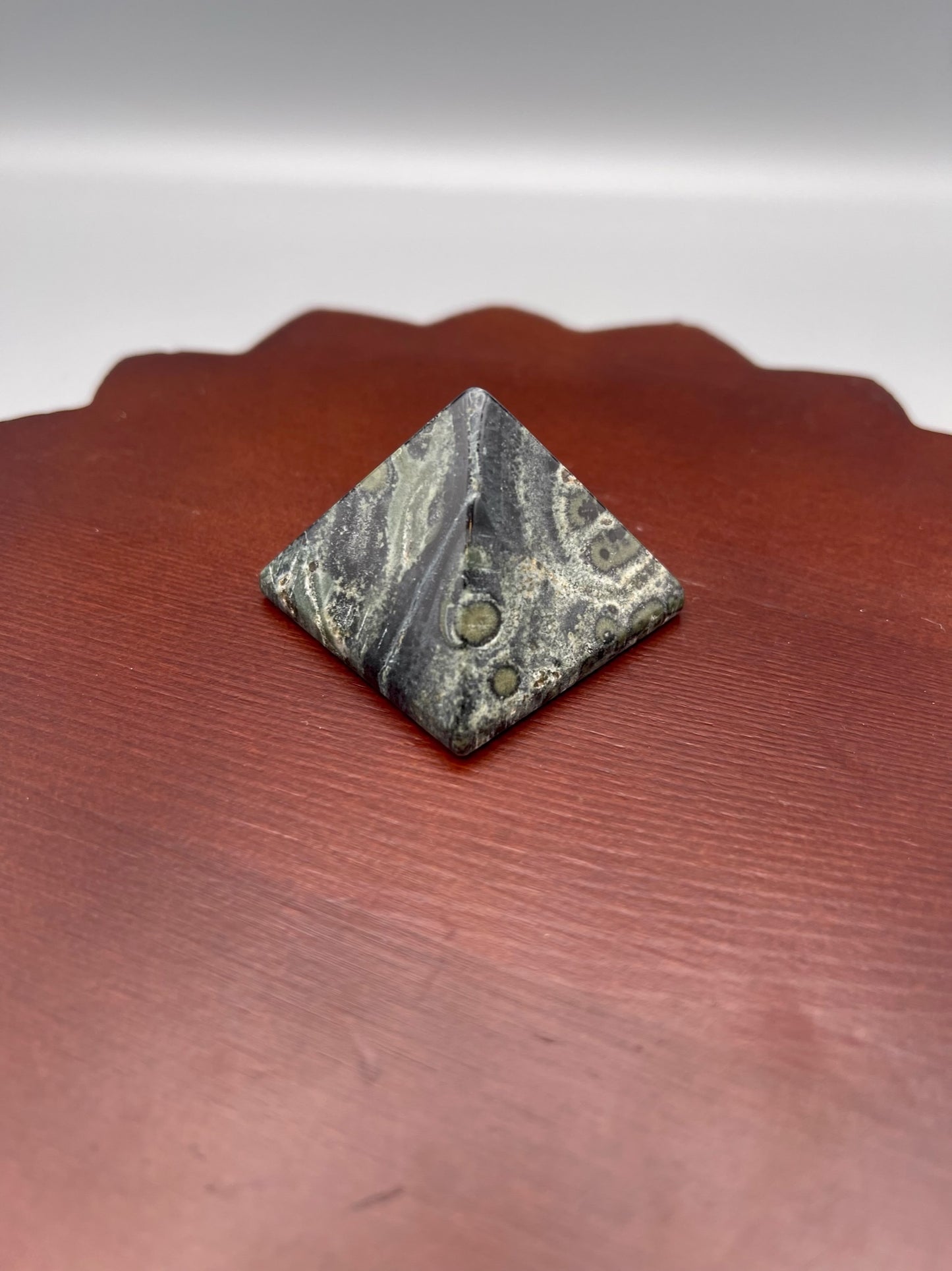 Kambamba Jasper Pyramid